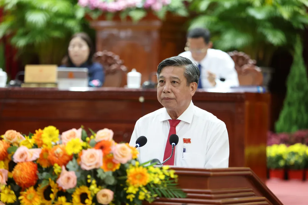 Chủ tịch HĐND TP Cần Thơ Đồng Văn Thanh phát biểu tại kỳ họp 2.JPG