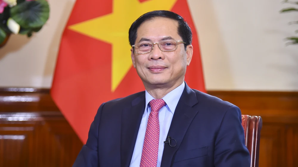 Bộ trưởng Bộ Ngoại giao Bùi Thanh Sơn BTNG Bui Thanh Son.jpg