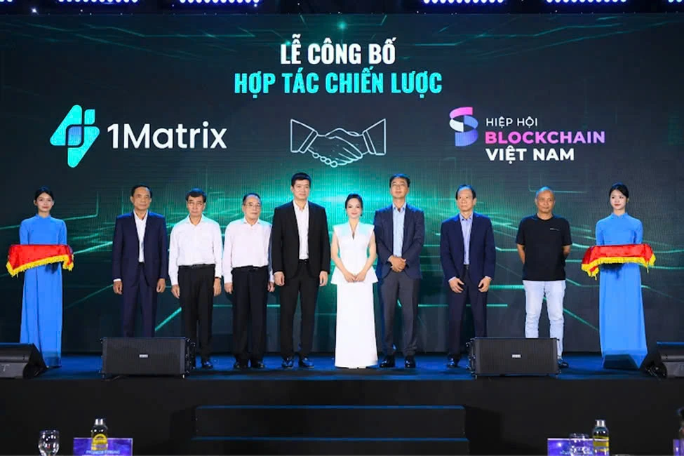 Lễ công bố hợp tác chiến lược giữa Công ty 1Matrix và VBA, hướng tới phát triển mạng blockchain “Make in Vietnam” và thúc đẩy hệ sinh thái công nghệ số quốc gia z6573380375269_67a292db0b9aae845679ba5a2cb43296.jpg