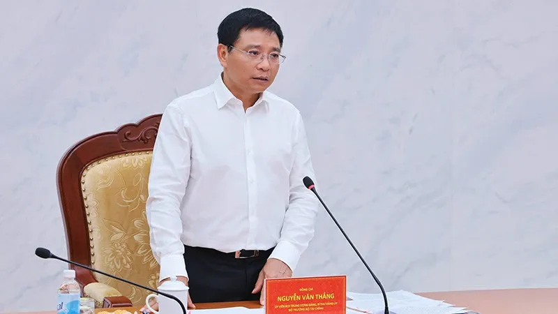 Bộ trưởng Bộ Tài chính Nguyễn Văn Thắng phát biểu tại hội nghị bo-tai-chinh-se-to-chuc-doan-go-vuong-truc-tiep-trong-van-hanh-chinh-quyen-2-cap1757409407-487.jpg