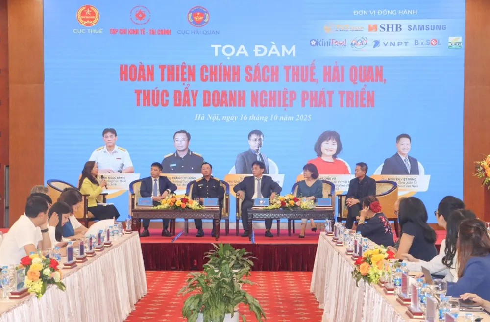Quang cảnh tọa đàm Quang cảnh tọa đàm