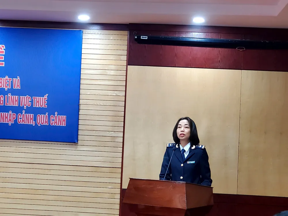 Bà Nguyễn Thị Khánh Huyền thông tin tại buổi họp báo. Ảnh: HÀ NGUYỄN