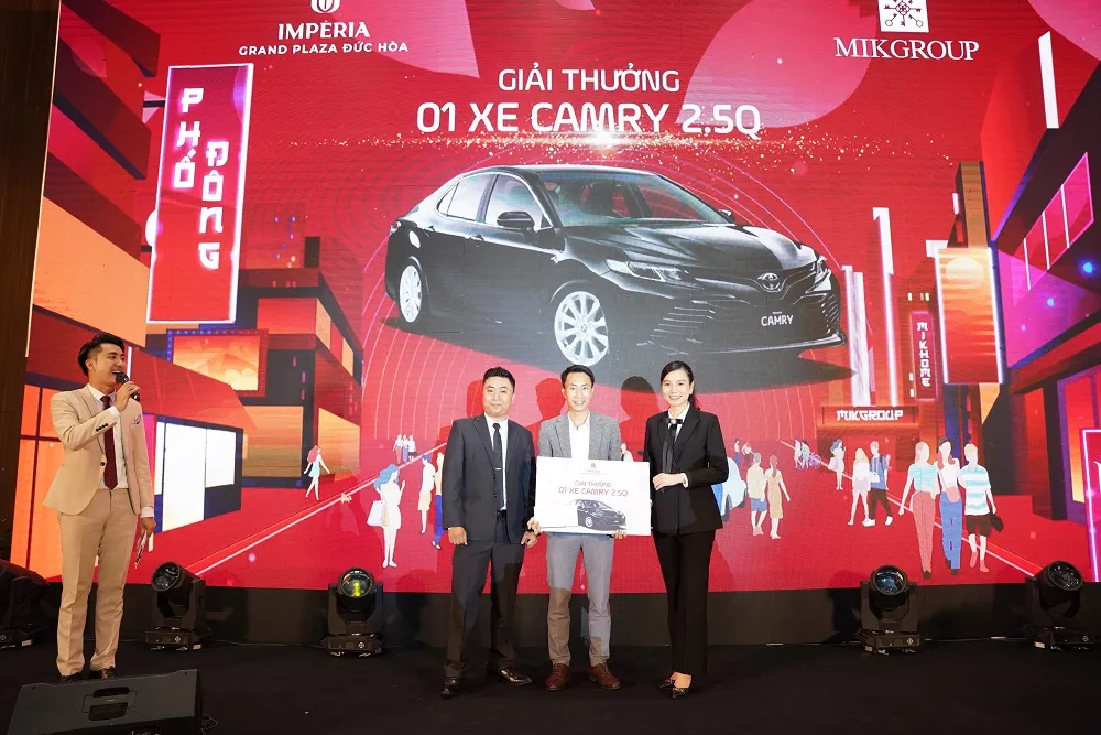 MIKGroup “chơi lớn” tặng không giới hạn xe ô tô Camry và iPhone 13 cho khách hàng ảnh 2 MIKGroup “chơi lớn” tặng không giới hạn xe ô tô Camry và iPhone 13 cho khách hàng ảnh 2