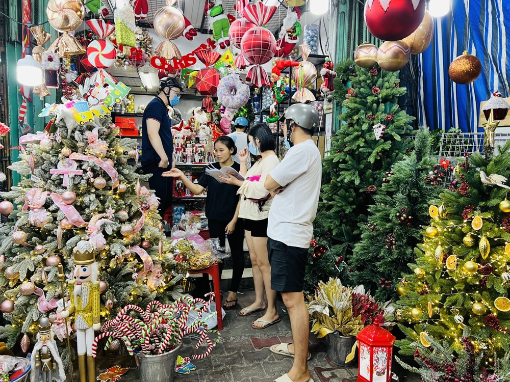 Chợ Lớn có những con phố sống theo mùa ảnh 2 Chợ Lớn có những con phố sống theo mùa ảnh 2