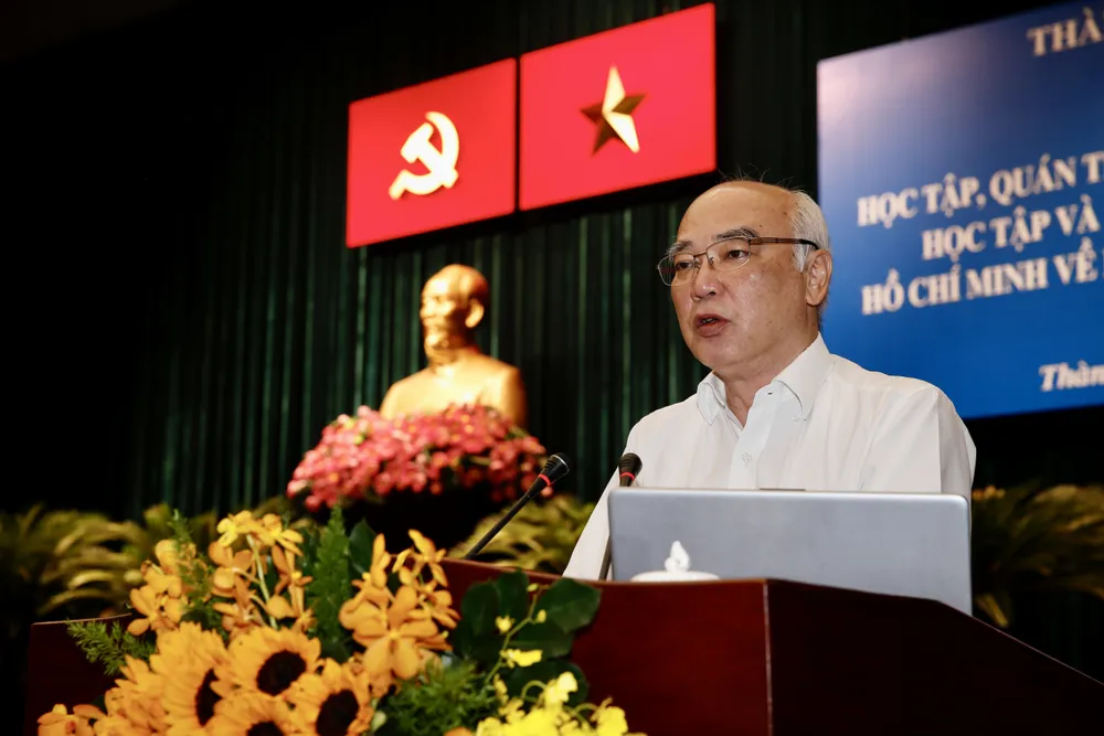 Đồng chí Phan Nguyễn Như Khuê, Ủy viên Thường vụ, Trưởng Ban Tuyên giáo Thành ủy TPHCM, phát biểu tại hội nghị. Ảnh: HOÀNG HÙNG Đồng chí Phan Nguyễn Như Khuê, Ủy viên Thường vụ, Trưởng Ban Tuyên giáo Thành ủy TPHCM, phát biểu tại hội nghị. Ảnh: HOÀNG HÙNG