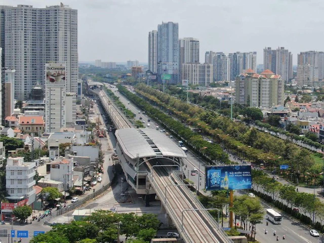 Trạm metro Thảo Điền trên tuyến metro số 1 Bến Thành - Suối Tiên. Ảnh: HOÀNG HÙNG