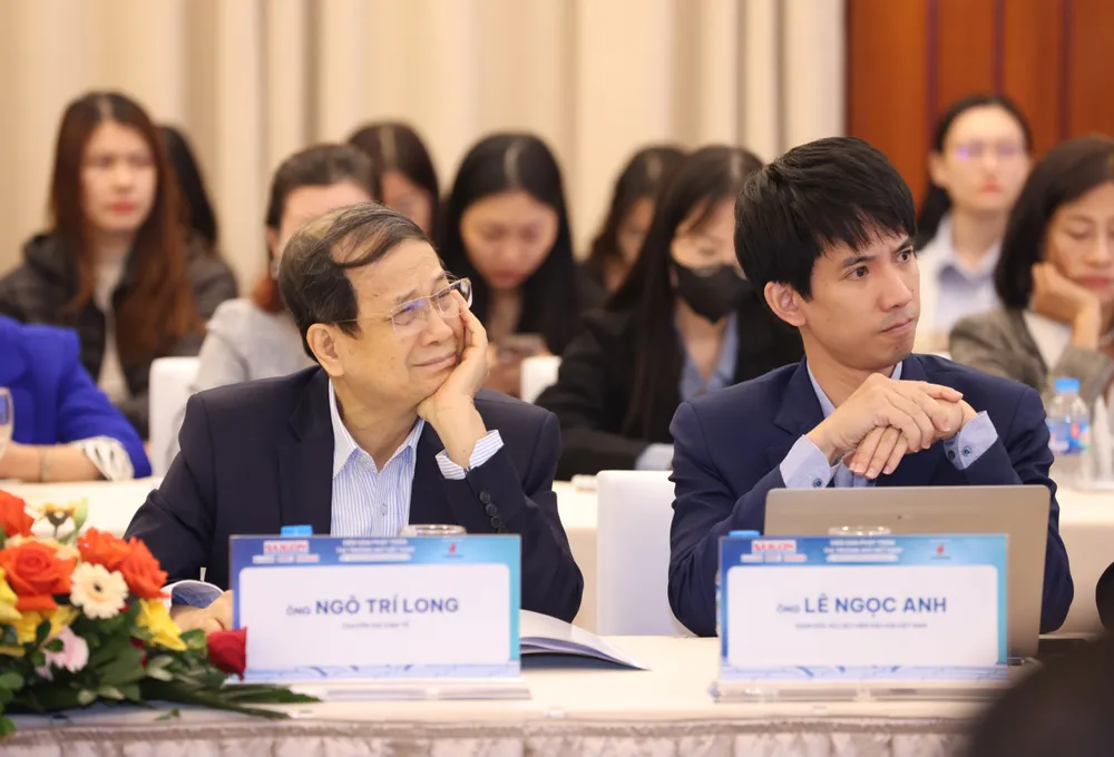Các đại biểu tham gia diễn đàn. Ảnh: QUANG PHÚC Các đại biểu tham gia diễn đàn. Ảnh: QUANG PHÚC