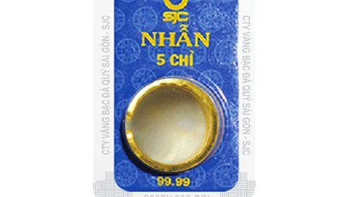 Giá vàng nhẫn 9999 neo ở đỉnh cao bất chấp vàng thế giới hạ nhiệt