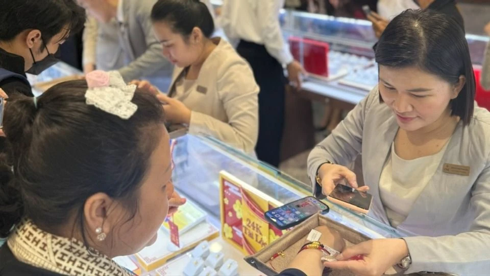 TPHCM công khai đường dây nóng về thủ tục cấp Giấy chứng nhận sản xuất vàng trang sức mỹ nghệ