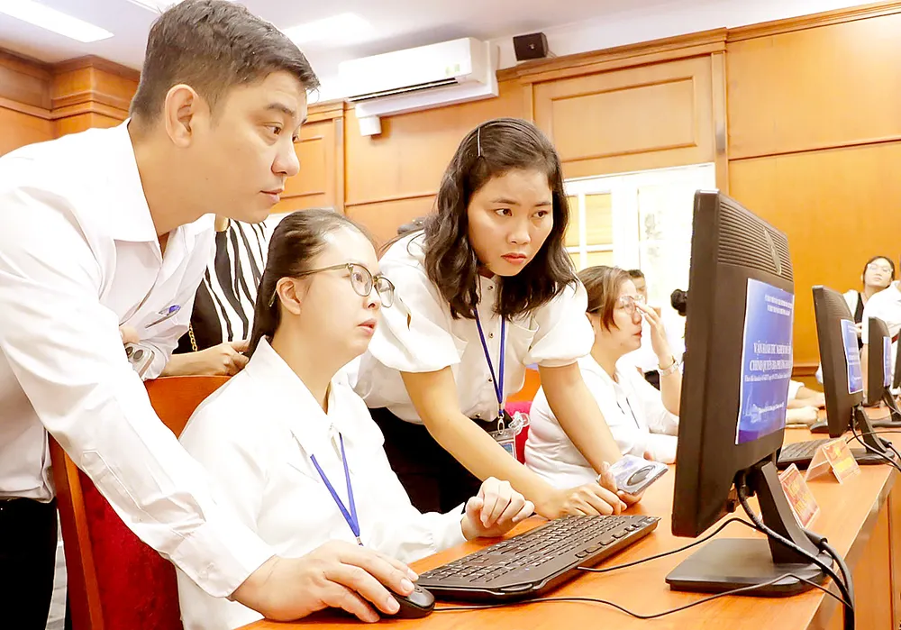 Giảm tải cho cấp xã, xây dựng chính quyền kiến tạo