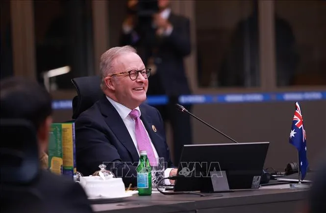 Thủ tướng Australia Anthony Albanese phát biểu tại hội nghị. Ảnh: TTXVN australia5-281025.jpg