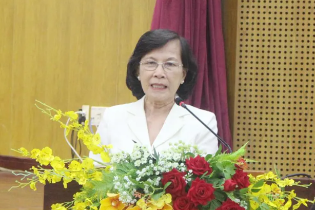 胡志明市市委原副书记、市人民议会原主席范芳草。