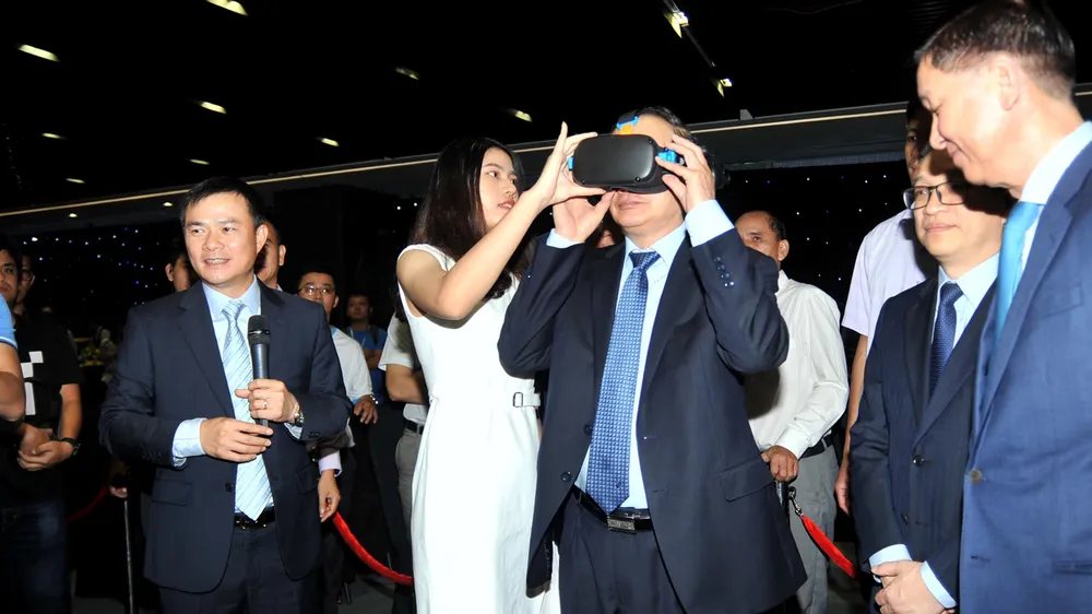 TPHCM trở thành địa phương đầu tiên trong cả nước phủ sóng 5G ​ ảnh 2