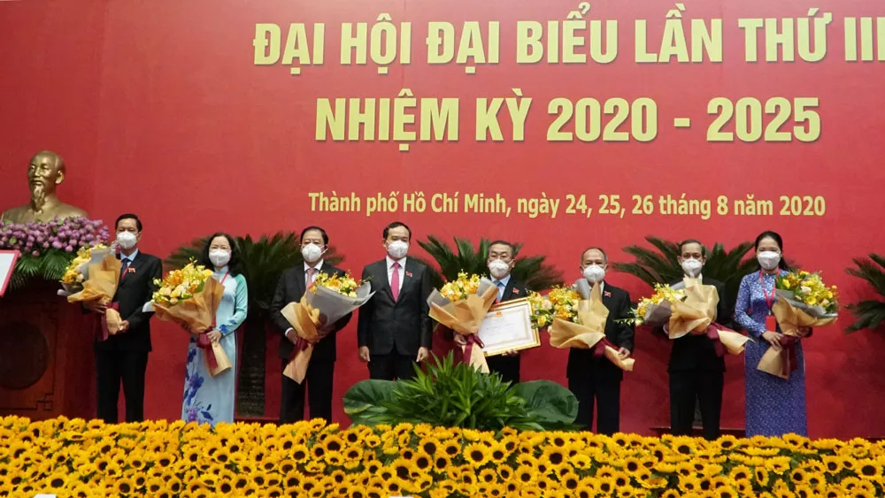 Đảng bộ Khối Dân – Chính – Đảng đóng góp quan trọng thực hiện thắng lợi nhiệm vụ chính trị của Đảng bộ TPHCM ảnh 8