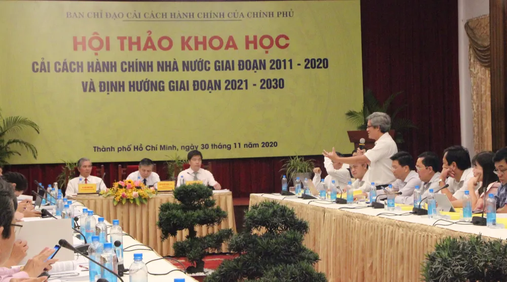 10 năm cải cách hành chính: Nhiều kết quả tích cực nhưng vẫn còn nhũng nhiễu, phiền hà ảnh 2 10 năm cải cách hành chính: Nhiều kết quả tích cực nhưng vẫn còn nhũng nhiễu, phiền hà ảnh 2