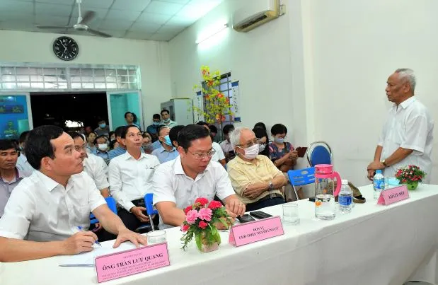 Tán thành giới thiệu đồng chí Trần Lưu Quang ứng cử ĐBQH ảnh 2