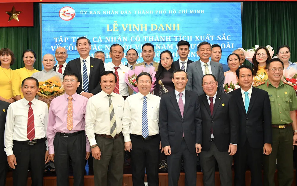 Năm 2020, TPHCM nhận 6,1 tỷ USD kiều hối dù khó khăn do Covid-19 ảnh 3 Năm 2020, TPHCM nhận 6,1 tỷ USD kiều hối dù khó khăn do Covid-19 ảnh 3
