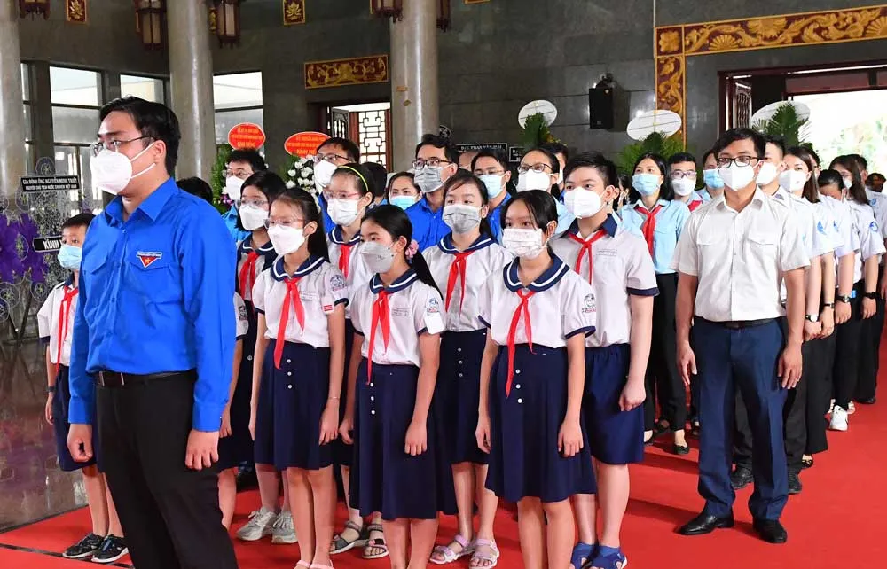 Lễ viếng đồng chí Ngô Thị Huệ - phu nhân cố Tổng Bí thư Nguyễn Văn Linh ảnh 9