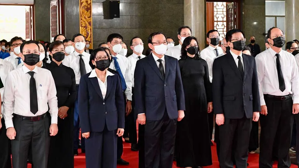 Lễ viếng đồng chí Ngô Thị Huệ - phu nhân cố Tổng Bí thư Nguyễn Văn Linh ảnh 8