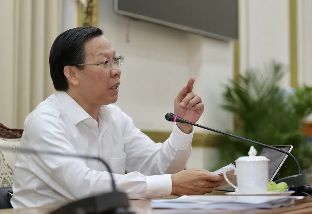 Chủ tịch UBND TPHCM Phan Văn Mãi giao nhiệm vụ cho hai sở về chiến lược huy động nguồn lực phát triển TPHCM. Ảnh: DŨNG PHƯƠNG Chủ tịch UBND TPHCM Phan Văn Mãi giao nhiệm vụ cho hai sở về chiến lược huy động nguồn lực phát triển TPHCM. Ảnh: DŨNG PHƯƠNG