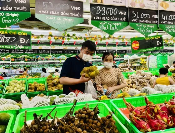 Kích cầu nội địa là một trong những giải pháp được khuyến nghị đối với TPHCM