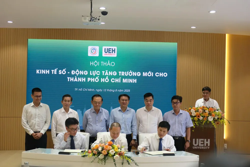 Ký kết MOU giữa Sở KH-CN, Thống kê TPHCM, Trường Kinh tế, Luật và Quản lý nhà nước UEH 8b69aa26095c8102d84d.jpg