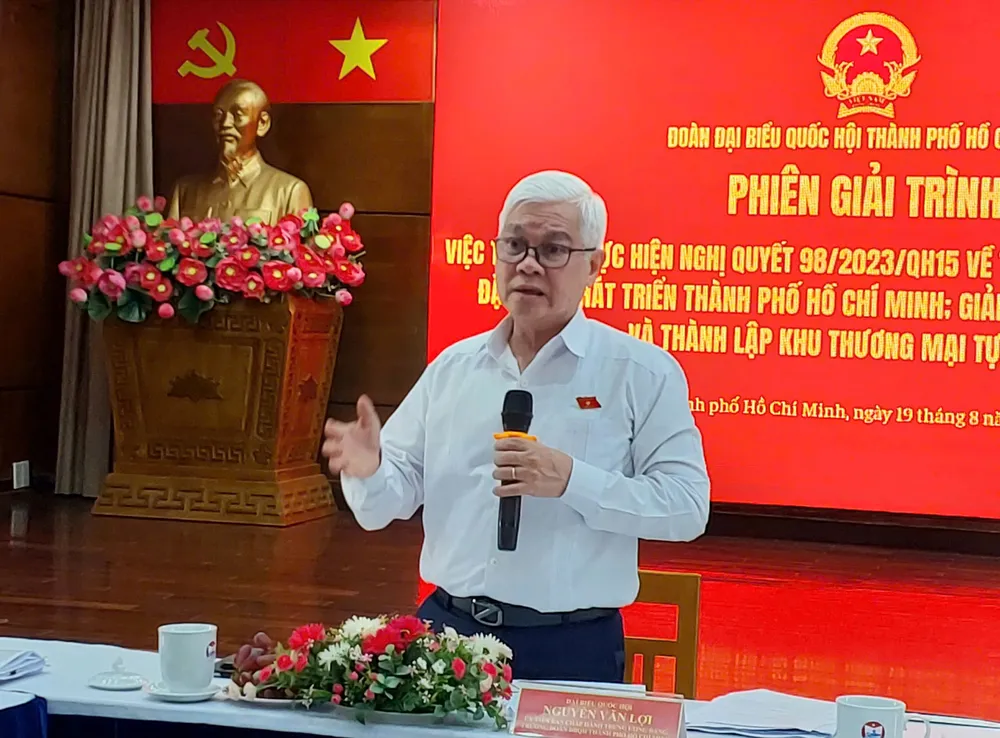 Đồng chí Nguyễn Văn Lợi phát biểu kết luận buổi làm việc 38bce64196a61ef847b7.jpg