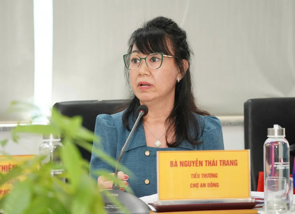 Tiểu thương Nguyễn Thái Trang nêu ý kiến tại tọa đàm 7191233708db8085d9ca1.jpg