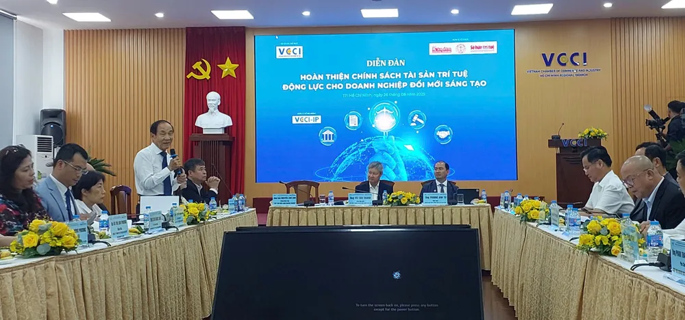 Diễn đàn tổ chức tại VCCI TPHCM 1cf08406debf56e10fae.jpg