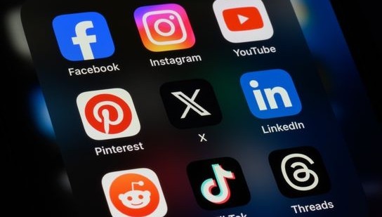 澳大利亚16岁以下人群社交媒体禁令正式生效。