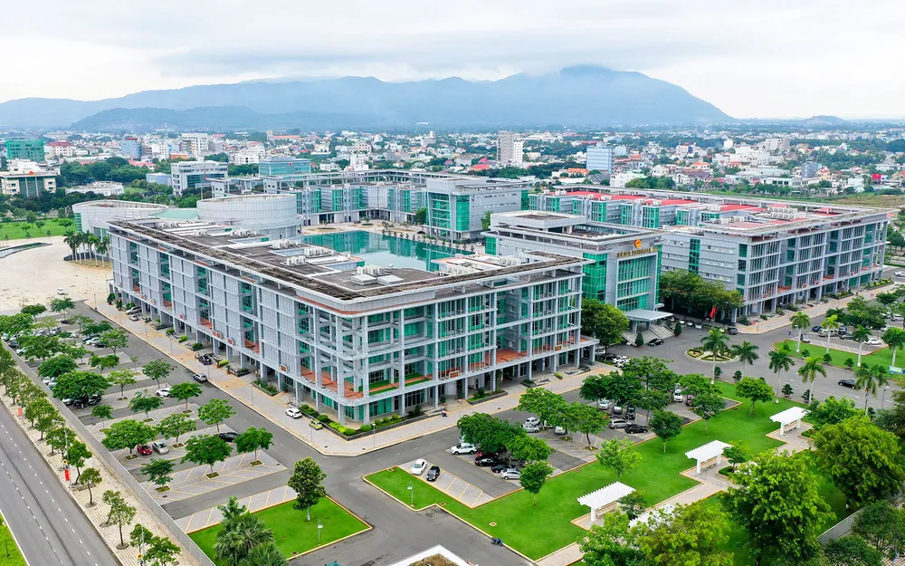 Trung tâm Hành chính - chính trị tỉnh Bà Rịa - Vũng Tàu trước đây, nay thuộc phường Bà Rịa, TPHCM. Ảnh: QUANG VŨ trung tam hanh chinh tinh.jpg