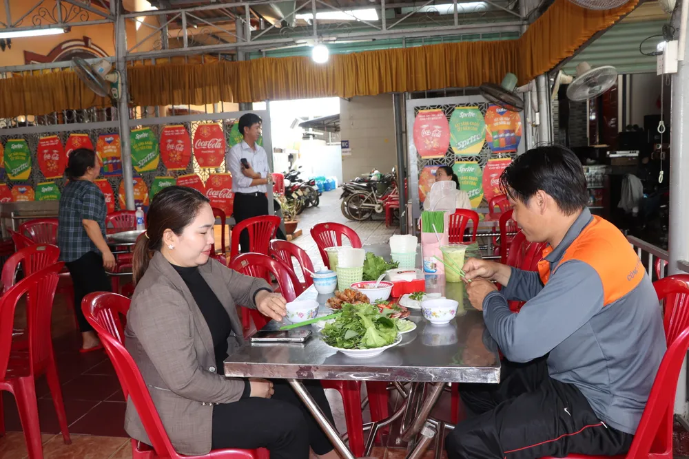 banh hoi an nhut 4.JPG