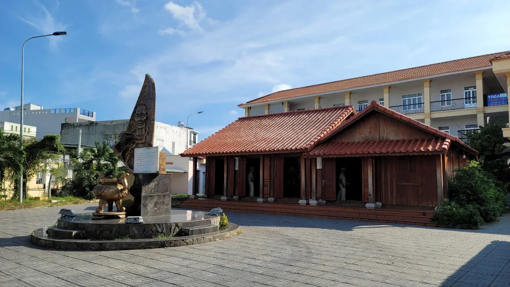 nha ma tam nhung 2.jpg