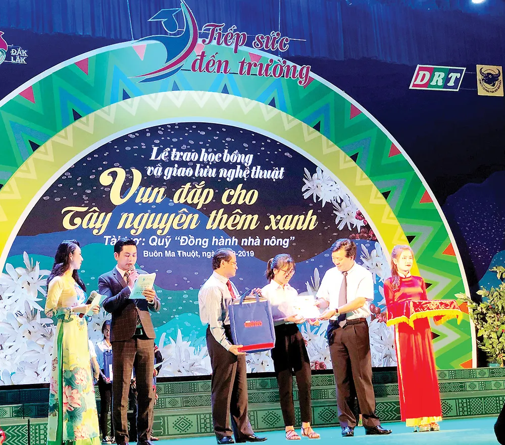 Bình Điền tiếp sức bạn trẻ đến tương lai ảnh 1 Bình Điền tiếp sức bạn trẻ đến tương lai ảnh 1