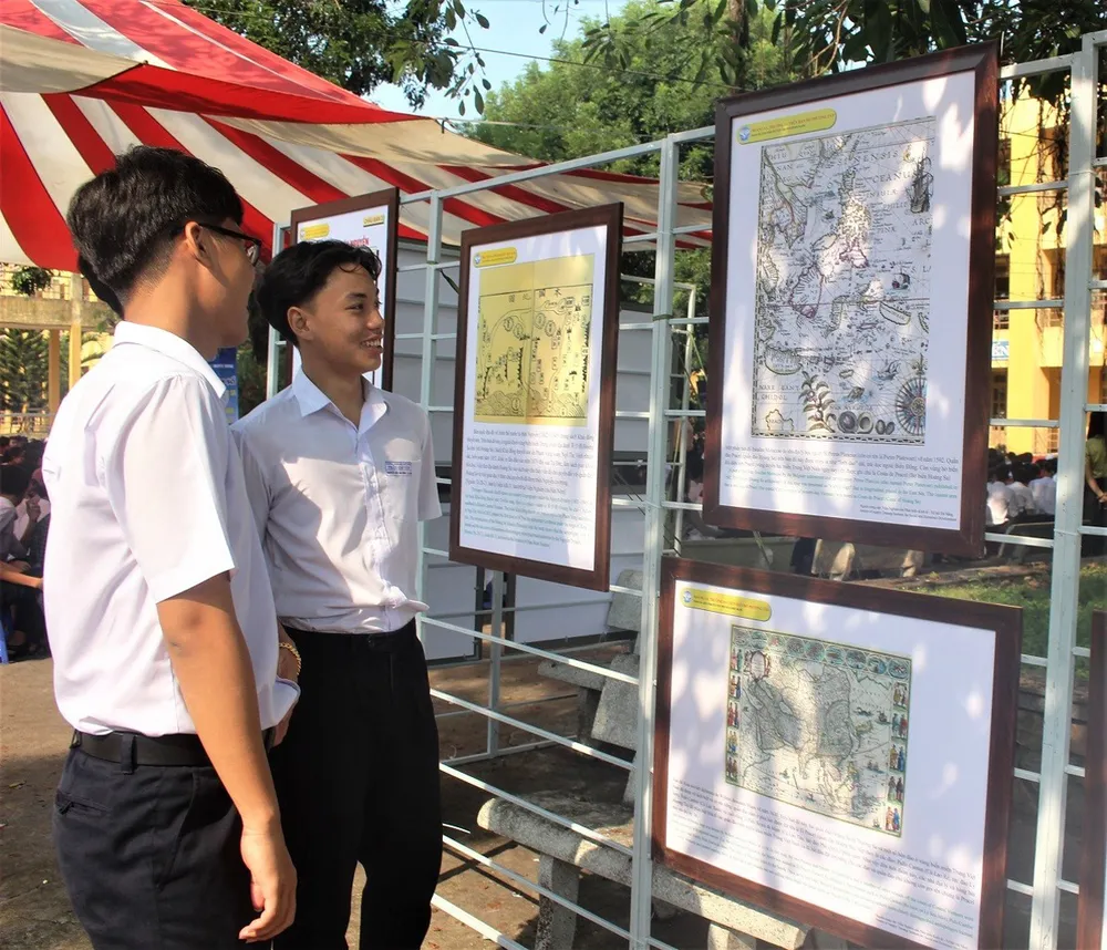 Triển lãm “Hoàng Sa, Trường Sa của Việt Nam - Những bằng chứng lịch sử và pháp lý” ảnh 1 Triển lãm “Hoàng Sa, Trường Sa của Việt Nam - Những bằng chứng lịch sử và pháp lý” ảnh 1