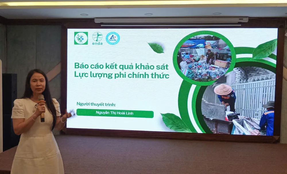 លោកស្រី Nguyen Thi Hoai Linh ប្រធានតំណាងអង្គការ Enda Vietnam បានចែករំលែកព័ត៌មាននៅព្រឹត្តិការណ៍នេះ។ រូបថត៖ MINH HAI gen-n-z6690708186625_f044129411eda8241d010adf671f88e1.jpg