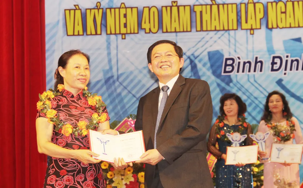Tôn vinh 62 trí thức tiêu biểu về KH-CN tại Bình Định ảnh 2 Tôn vinh 62 trí thức tiêu biểu về KH-CN tại Bình Định ảnh 2
