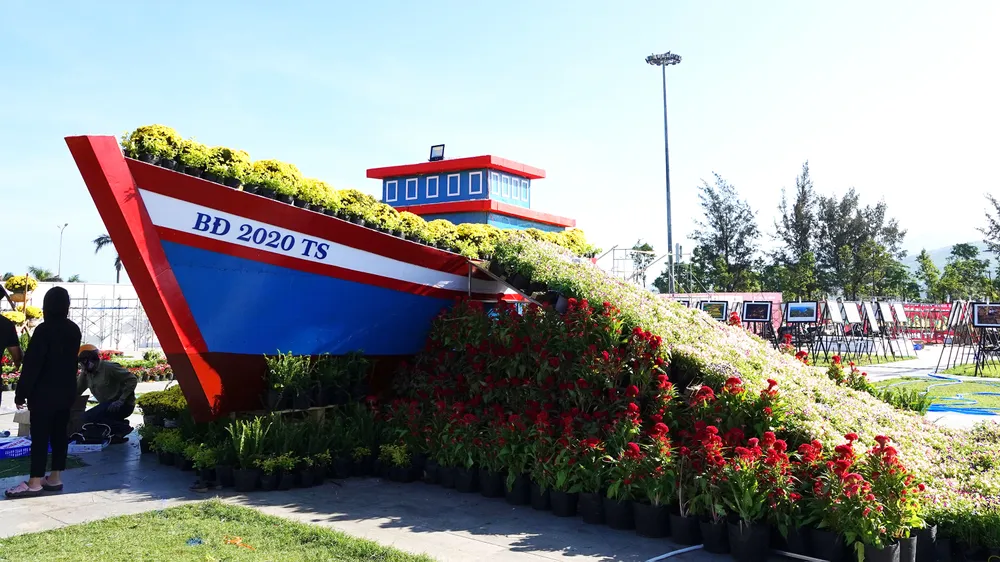 Độc đáo linh vật gia đình nhà chuột đi hội bài chòi ở Quy Nhơn ảnh 5 Độc đáo linh vật gia đình nhà chuột đi hội bài chòi ở Quy Nhơn ảnh 5