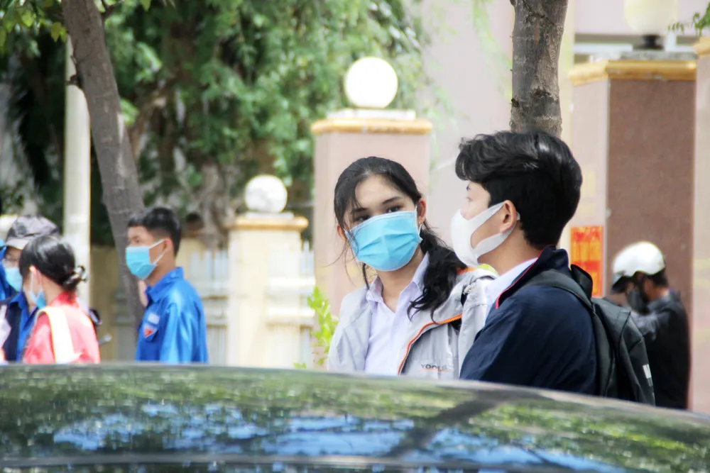 Thí sinh miền Trung đánh giá đề Sinh học và GD-CD thiết thực ảnh 6