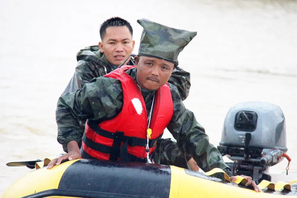 Người dân Lệ Thủy kiệt quệ vì lũ ảnh 21