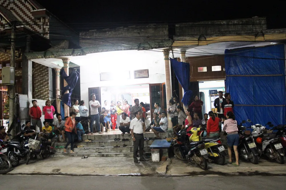 Vụ 2 tàu cá Bình Định chìm giữa biển: 3 ngư dân ăn xốp, uống nước mưa sống sót ảnh 6