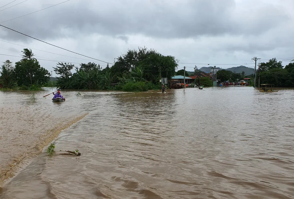 4 người thiệt mạng, hàng chục nghìn ngôi nhà bị ngập, sập, lũ cuốn ảnh 21 4 người thiệt mạng, hàng chục nghìn ngôi nhà bị ngập, sập, lũ cuốn ảnh 21