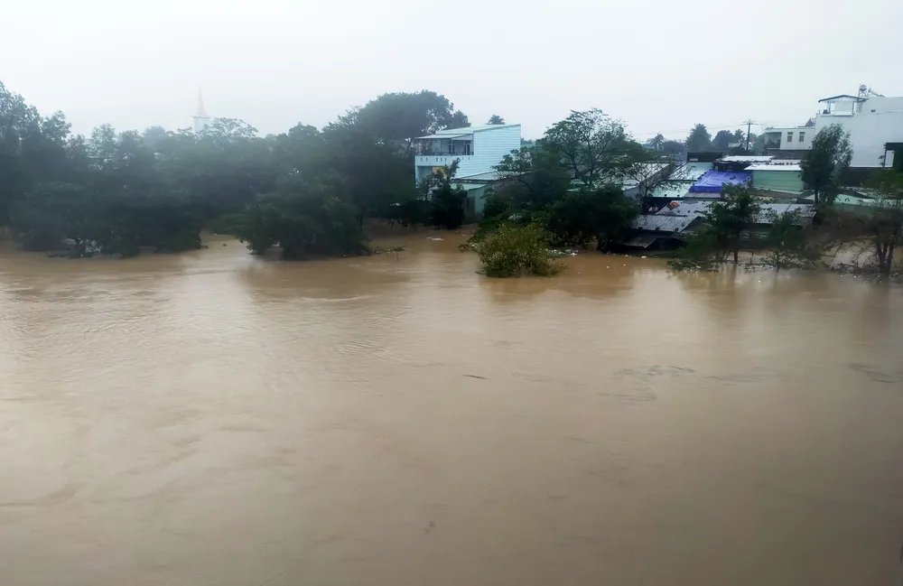 4 người thiệt mạng, hàng chục nghìn ngôi nhà bị ngập, sập, lũ cuốn ảnh 5 4 người thiệt mạng, hàng chục nghìn ngôi nhà bị ngập, sập, lũ cuốn ảnh 5