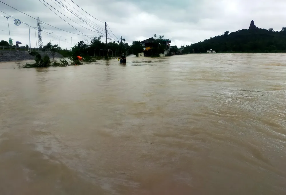 4 người thiệt mạng, hàng chục nghìn ngôi nhà bị ngập, sập, lũ cuốn ảnh 2 4 người thiệt mạng, hàng chục nghìn ngôi nhà bị ngập, sập, lũ cuốn ảnh 2