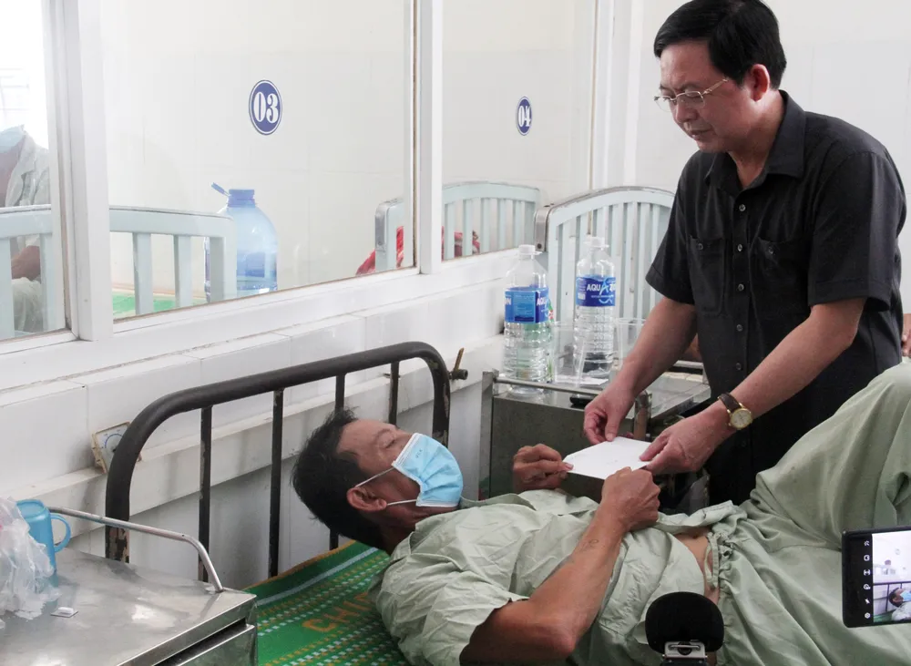 Sập công trình khiến 5 người chết, 6 người nhập viện: Bí thư Tỉnh ủy Bình Định đề nghị sớm khởi tố vụ án ảnh 3