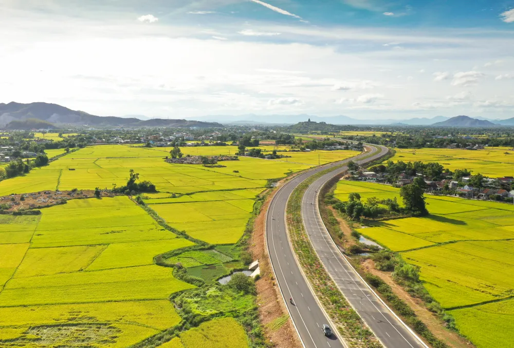 Bình Định đang tập trung phát triển hệ thống hạ tầng giao thông rất hiện đại, thông thoáng