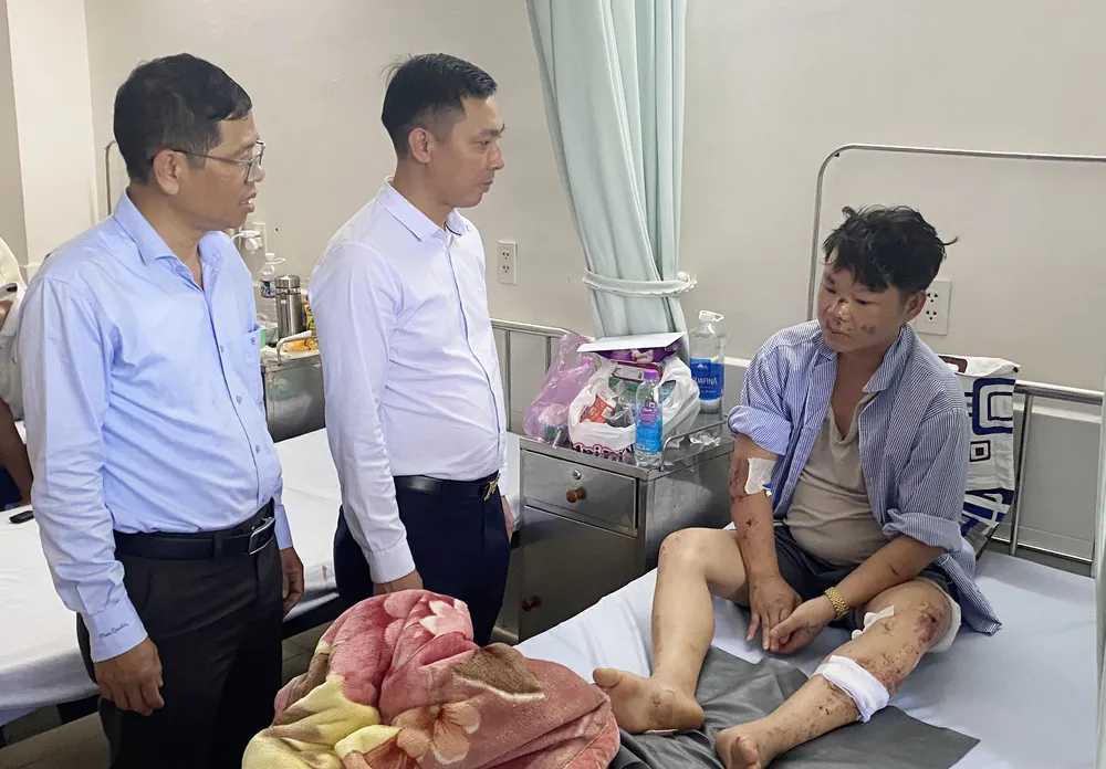 Tài xế Nguyễn Long Giang kể lại sự việc Tài xế Nguyễn Long Giang kể lại sự việc