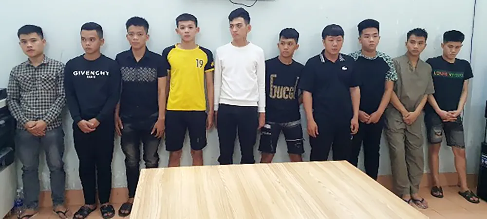 Các đối tượng bị triệu tập, bắt giữ liên quan trong vụ việc. Ảnh: T.LONG Các đối tượng bị triệu tập, bắt giữ liên quan trong vụ việc. Ảnh: T.LONG