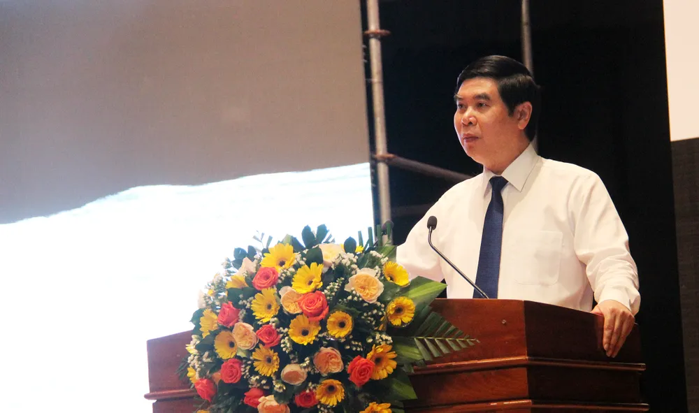 Phó Chủ tịch UBND tỉnh Bình Định Lâm Hải Giang phát biểu khai mạc Tuần lễ NASA Phó Chủ tịch UBND tỉnh Bình Định Lâm Hải Giang phát biểu khai mạc Tuần lễ NASA