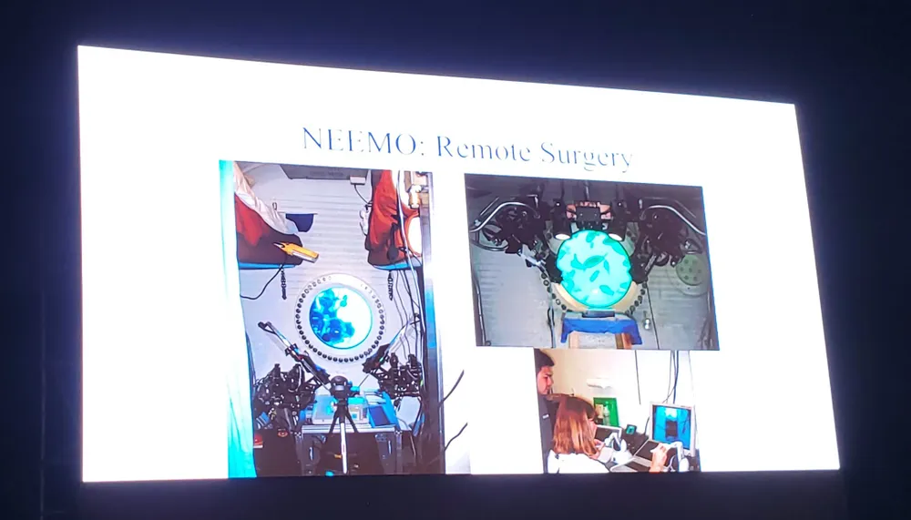 Những hình ảnh trong công tác chuẩn bị cho 1 chuyến du hành không gian Những hình ảnh trong công tác chuẩn bị cho 1 chuyến du hành không gian